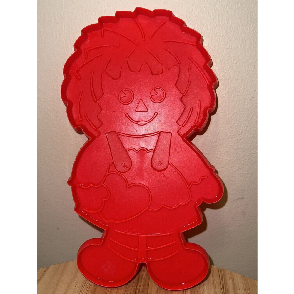Vintage The Bobbs Merrill ConInc Pre-Hallmark Raggedy Andy 8" Cookie Cutter red